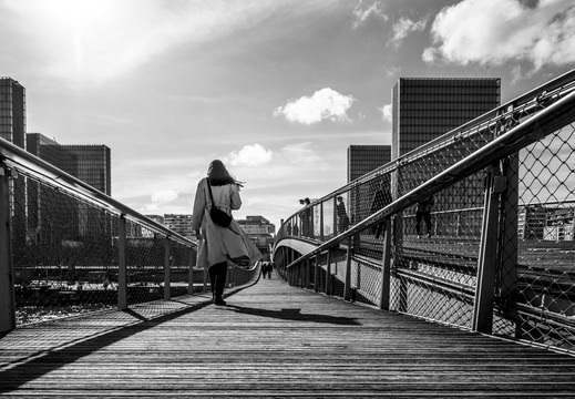 Monochrome 13